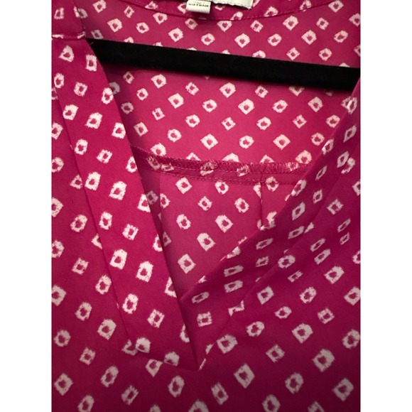 Chaus New York Magenta Pink Geometric Print Roll Tab Sleeve Blouse Top Medium - Picture 6 of 7